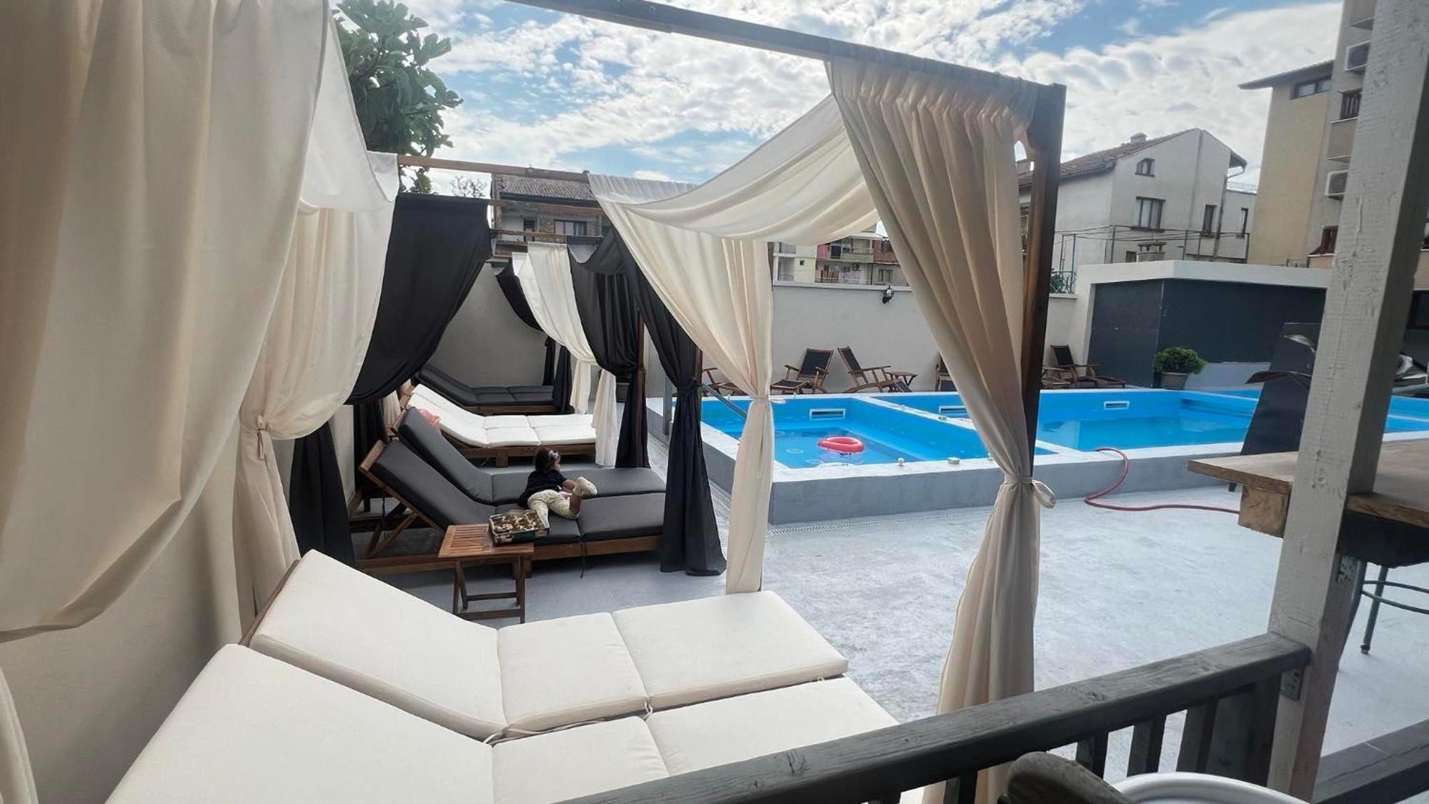 Family Hotel Malibu Csernomorec Kültér fotó