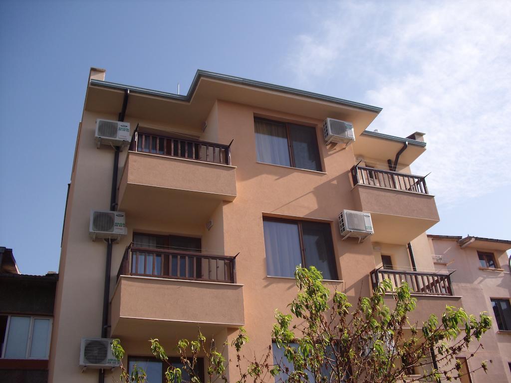 Family Hotel Malibu Csernomorec Kültér fotó