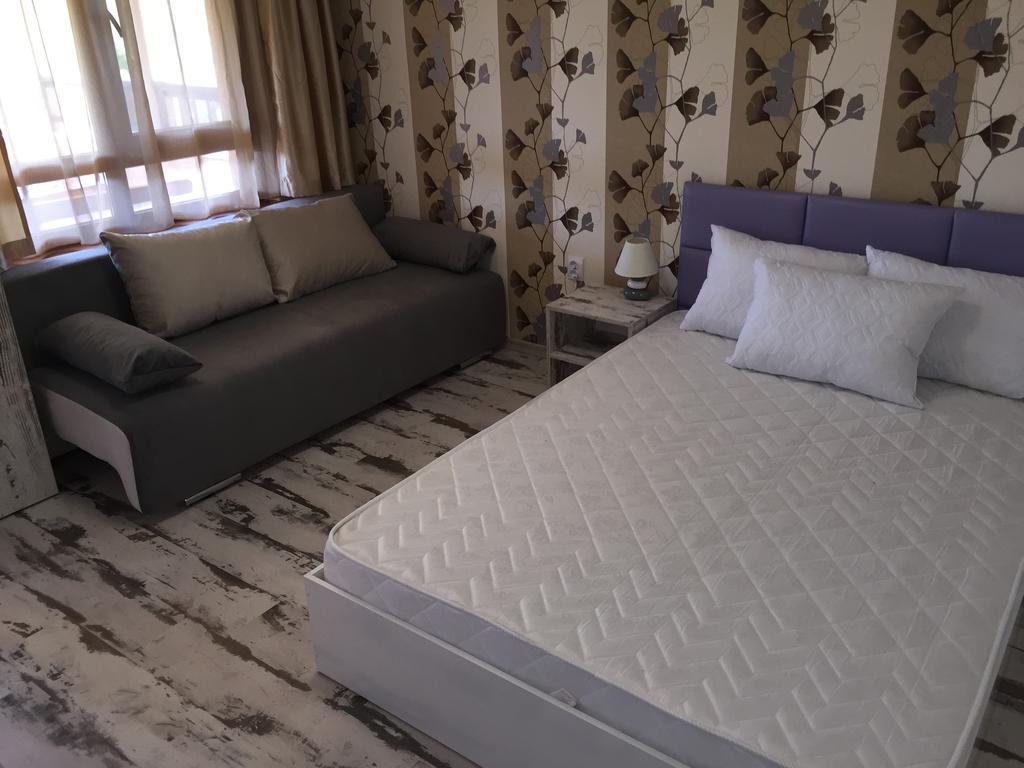 Family Hotel Malibu Csernomorec Kültér fotó